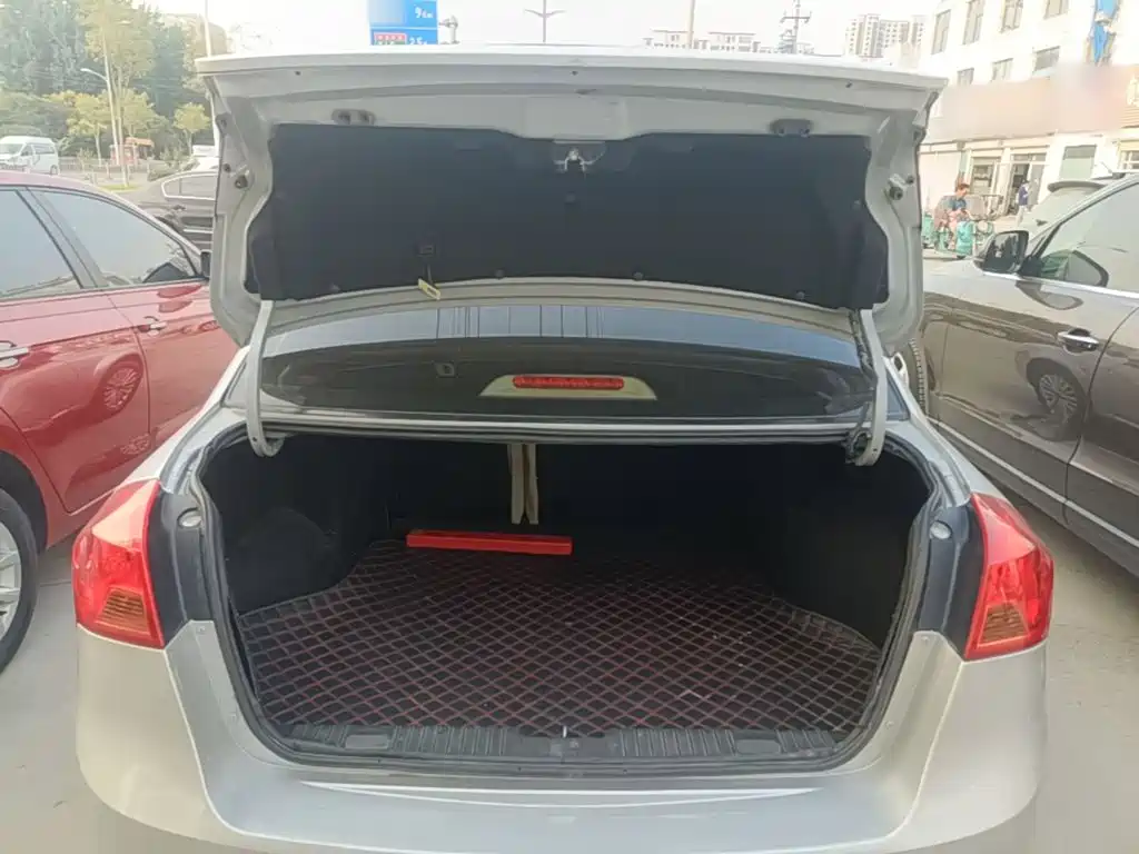 Buick Excelle — миниатюра 19