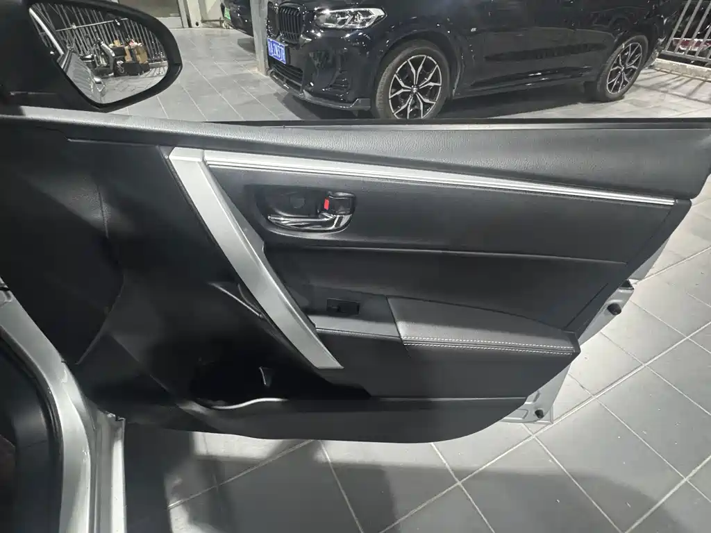 Toyota Levin Twin Engine E+ — миниатюра 12