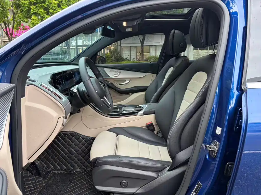 Mercedes-Benz EQC — миниатюра 9