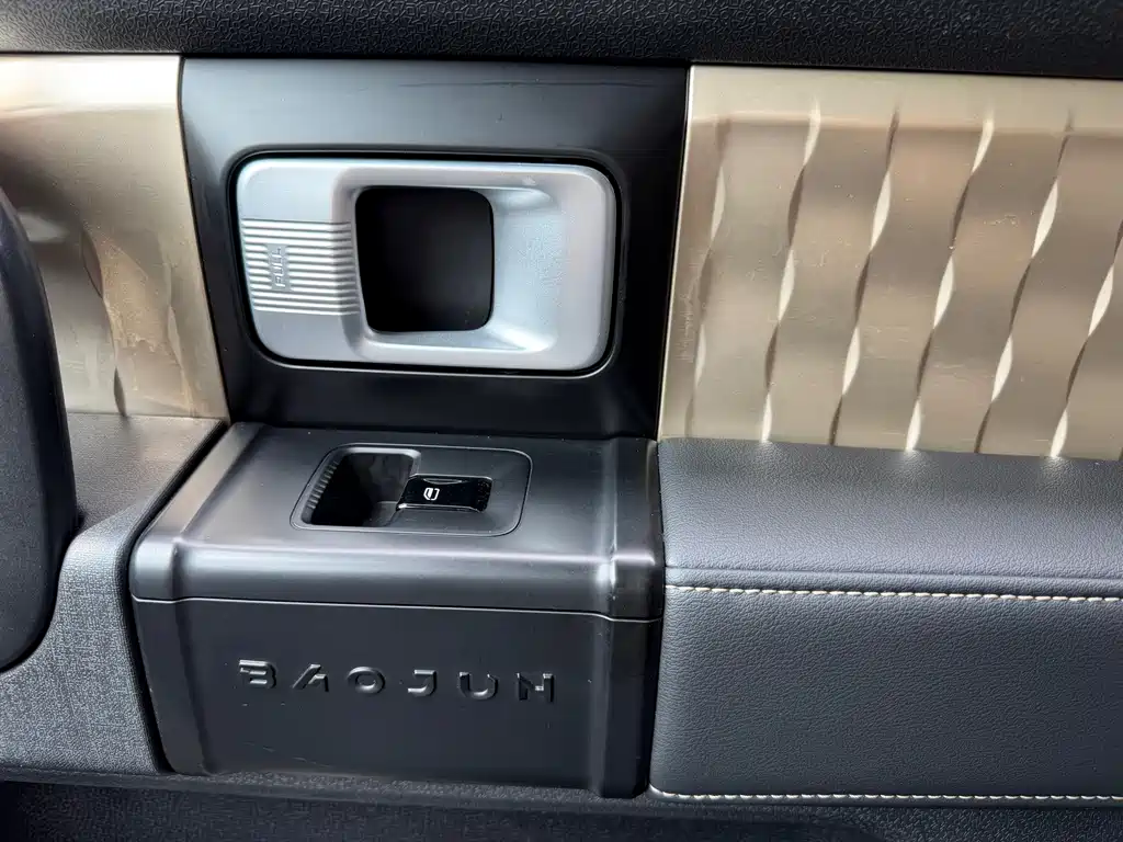 Baojun KiWi EV — миниатюра 23