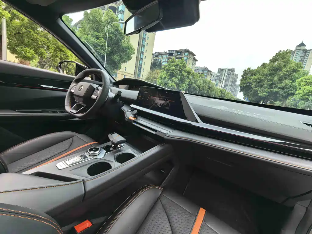 Changan UNI-V — миниатюра 12