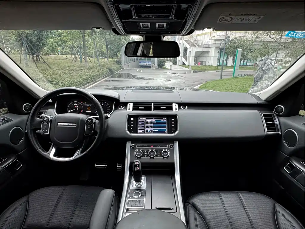 Land Rover Range Rover Sport 2015 3.0 SC V6 HSE DYNAMIC