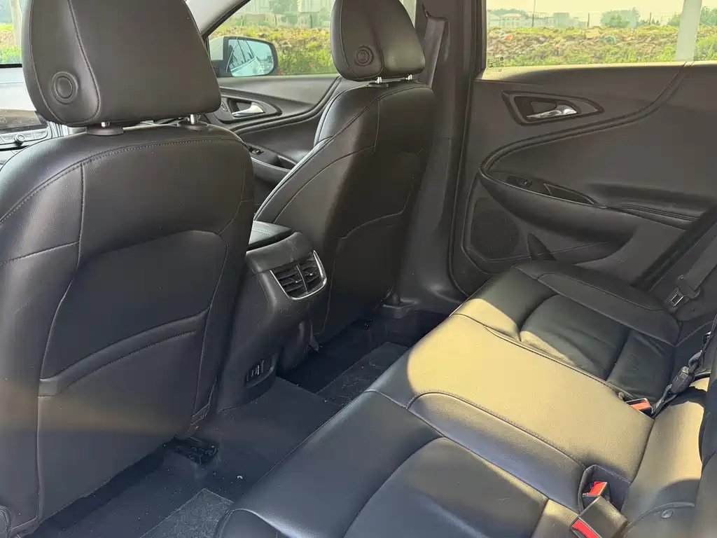 Chevrolet Malibu XL — миниатюра 10