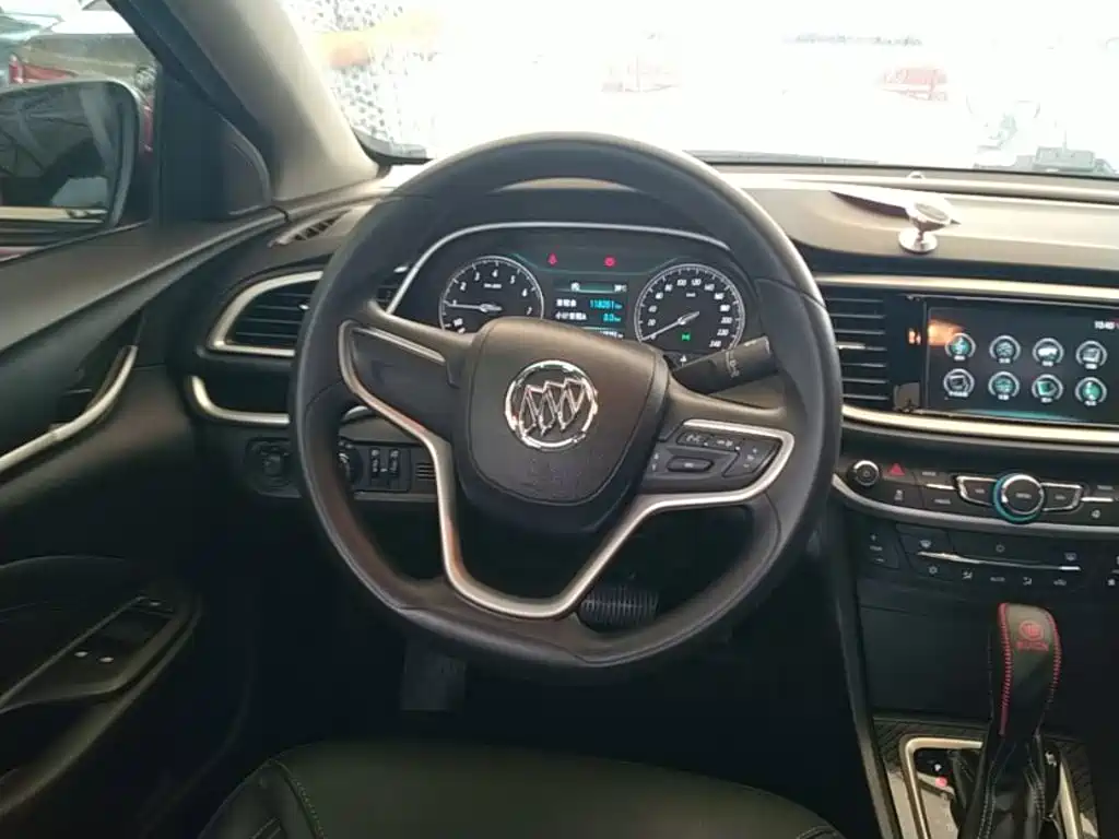 Buick Excelle — миниатюра 11