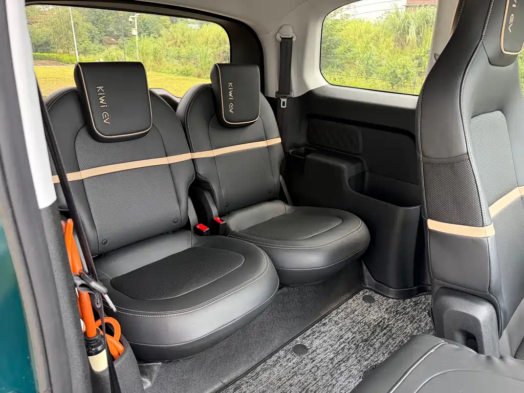 Baojun KiWi EV — миниатюра 9