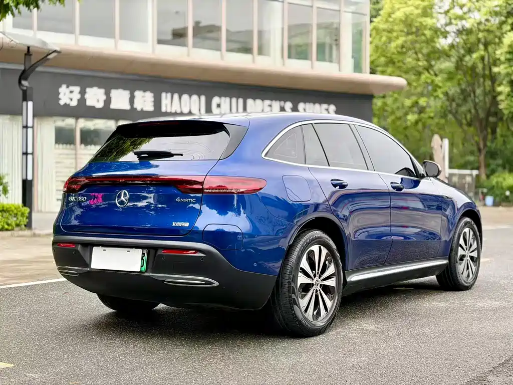 Mercedes-Benz EQC — миниатюра 4