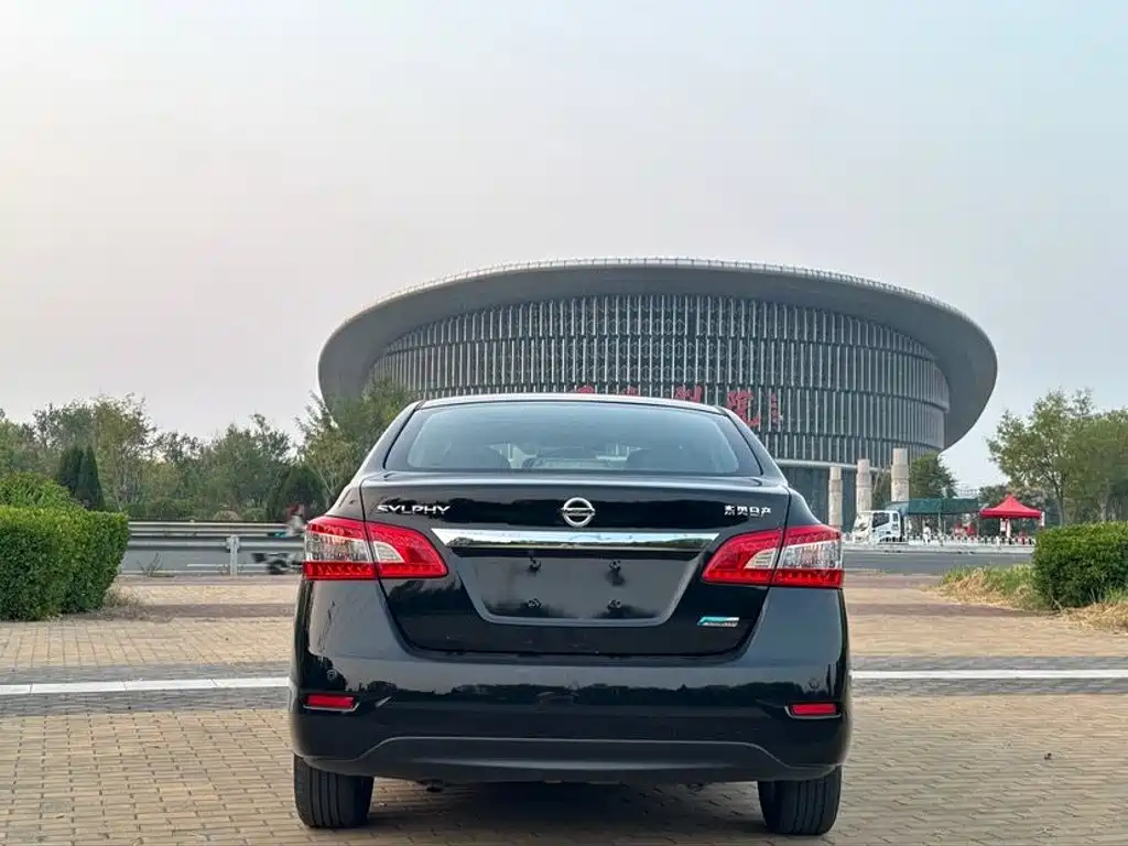 Nissan Sylphy — миниатюра 5