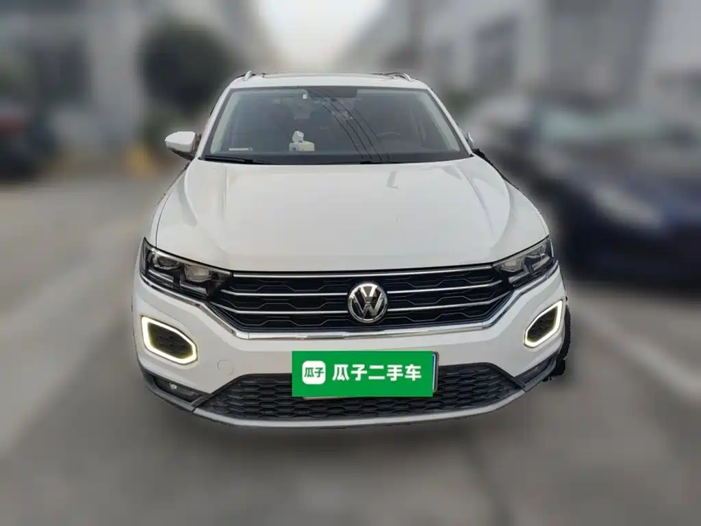 Volkswagen T-Roc — миниатюра 2
