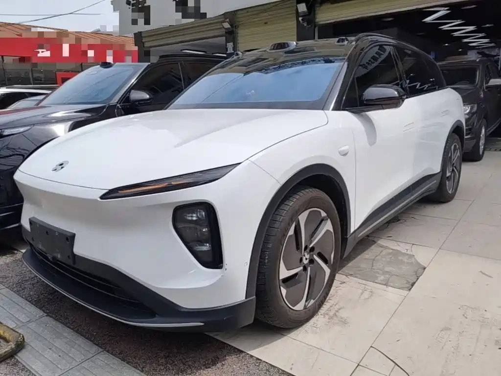 NIO ES6