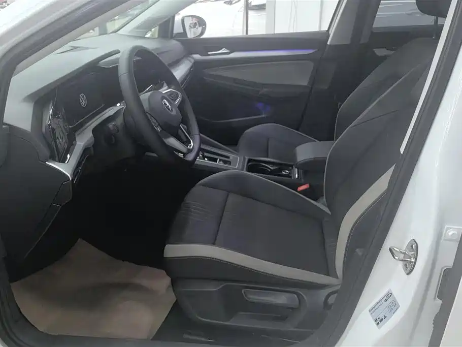 Volkswagen Golf 2023 280TSI DSG Pro