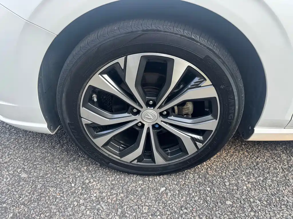 Changan Eado — миниатюра 25