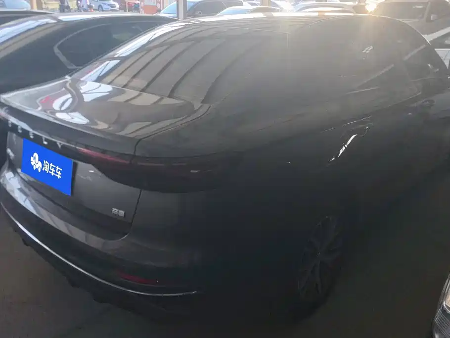 Geely Emgrand — миниатюра 3