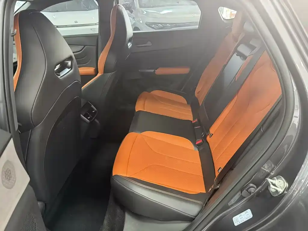Changan UNI-V 2025 1.5T 500Bar Luxury Sport