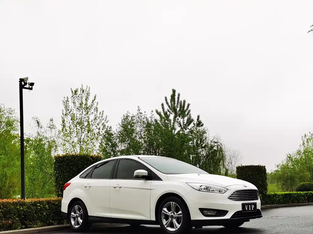 Ford Focus 2015 1.6L AT Comfort
