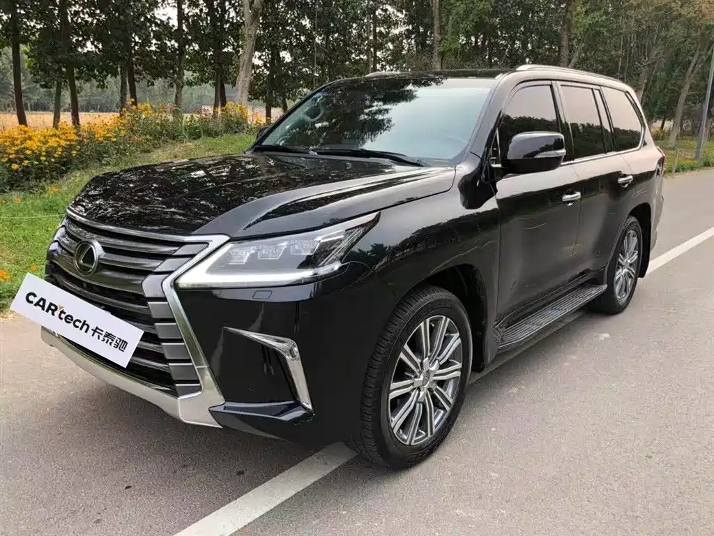 Купить Lexus LX