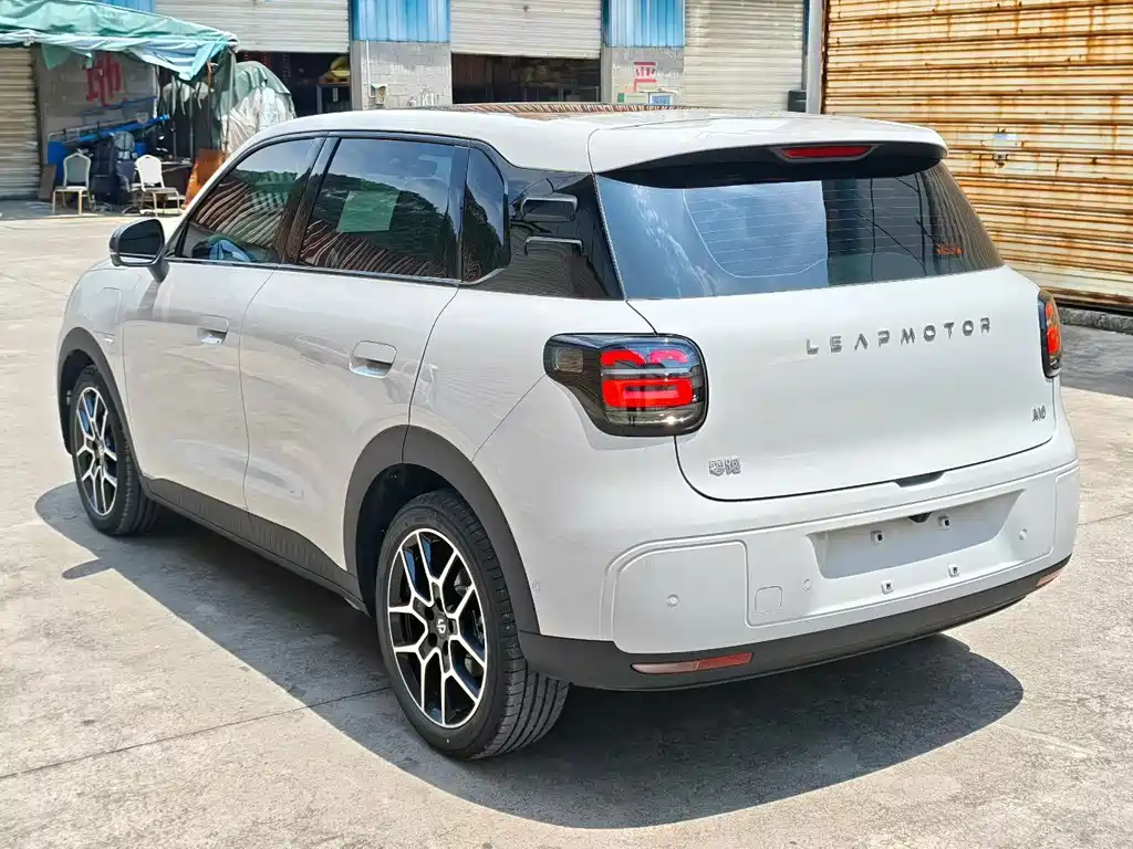 Leapmotor 零跑A10 — миниатюра 6