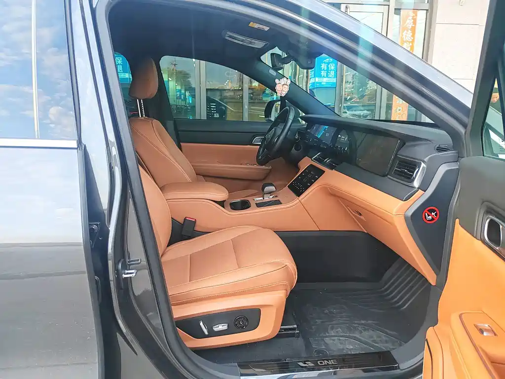 Li Auto Li ONE — миниатюра 12