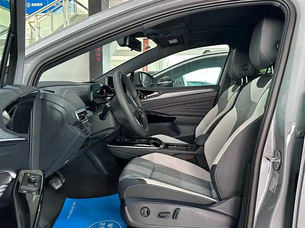 Volkswagen ID.4 Crozz — миниатюра 3