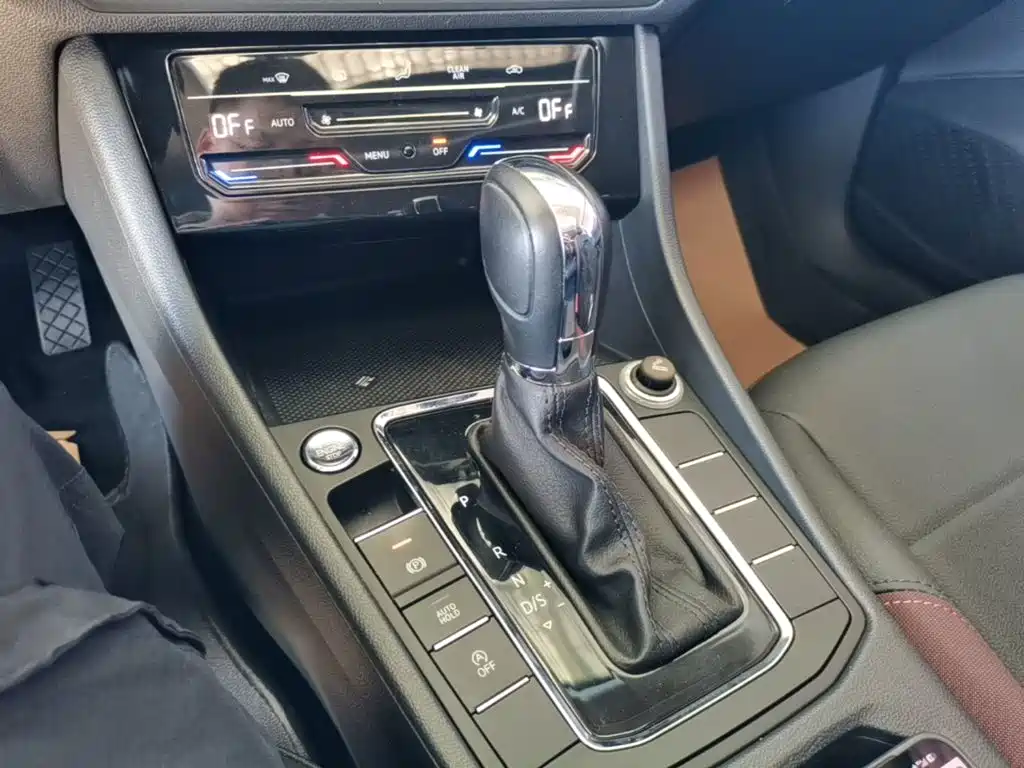 Volkswagen Bora — миниатюра 14