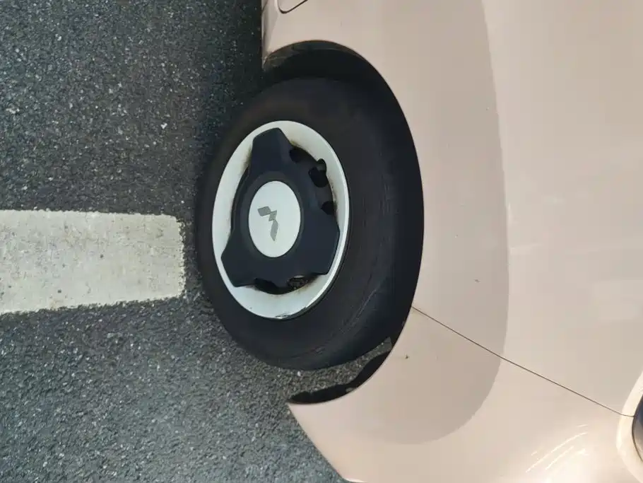 Wuling MINIEV — миниатюра 6