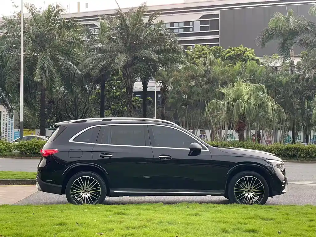 Mercedes-Benz GLC — миниатюра 17
