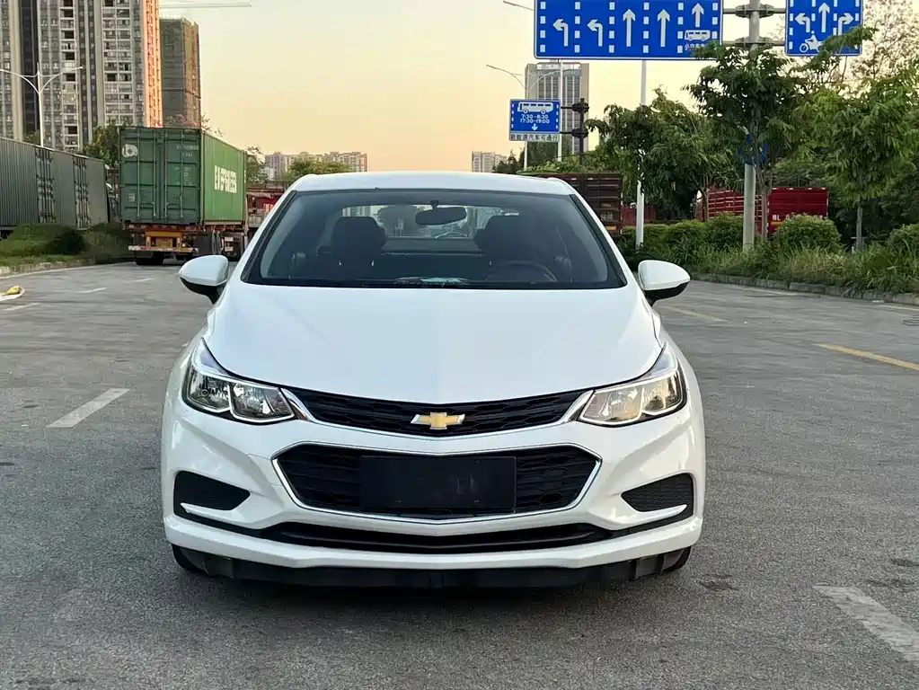 Chevrolet Cruze — миниатюра 2