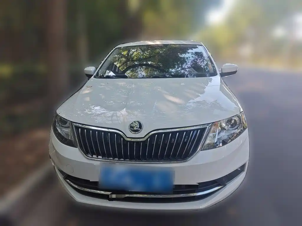 Skoda Rapid — миниатюра 2