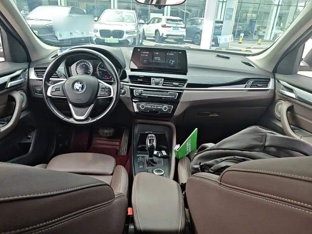 BMW X1 — миниатюра 10