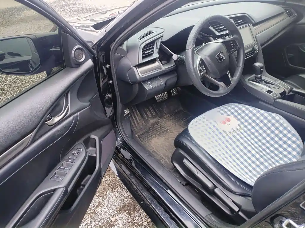 Honda Civic — миниатюра 18