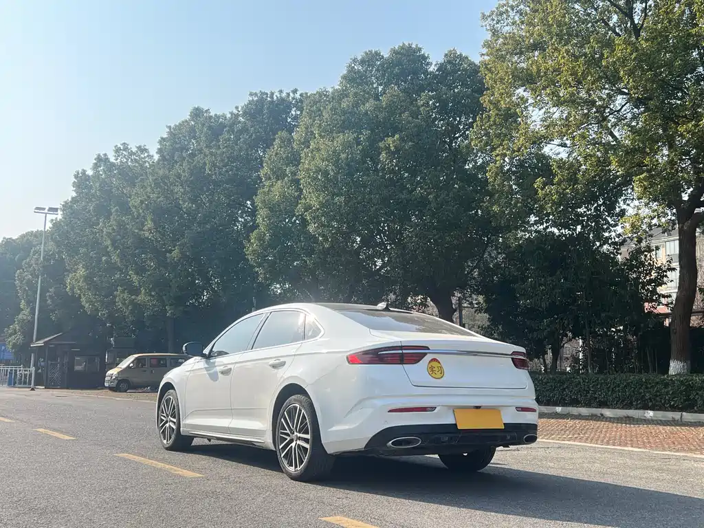 GEELY AUTOMOBILE XINGRUI