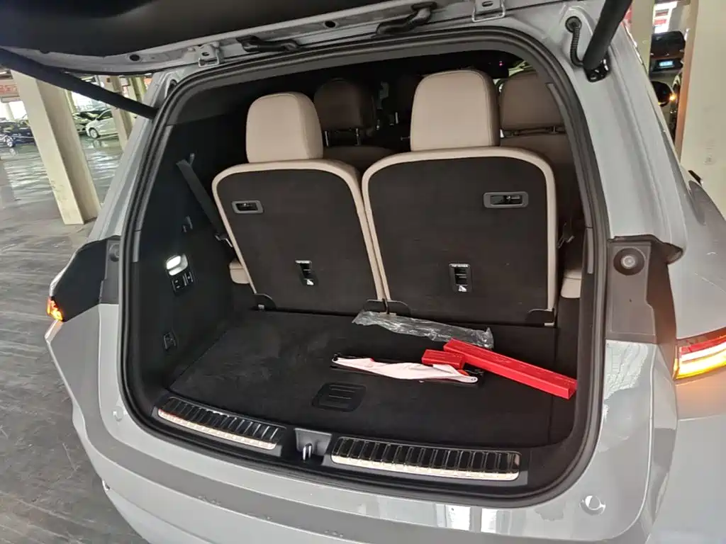 Li Auto Li L9 — миниатюра 19