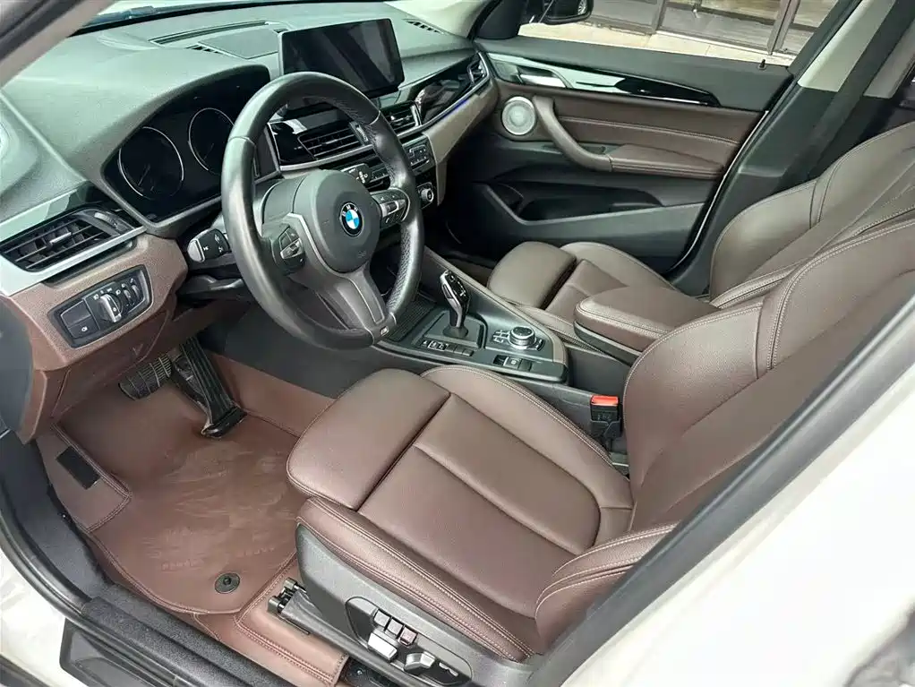 BMW X1 2022 sDrive25Li Lead