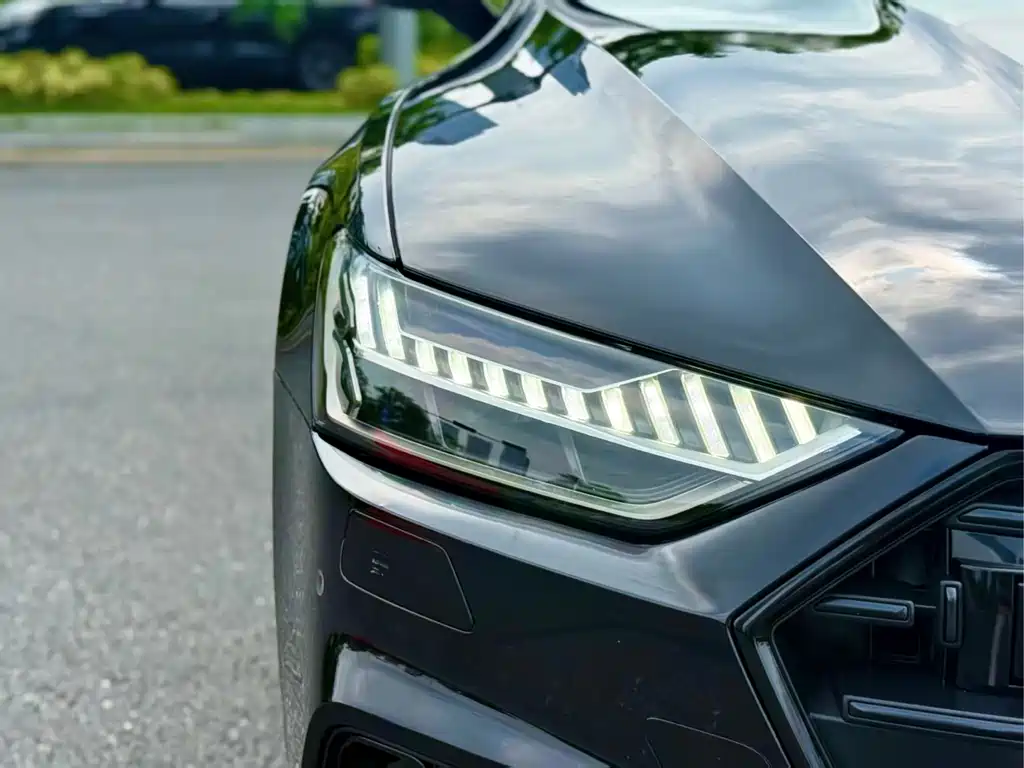 Audi A7L 2024 55 TFSI quattro S-line