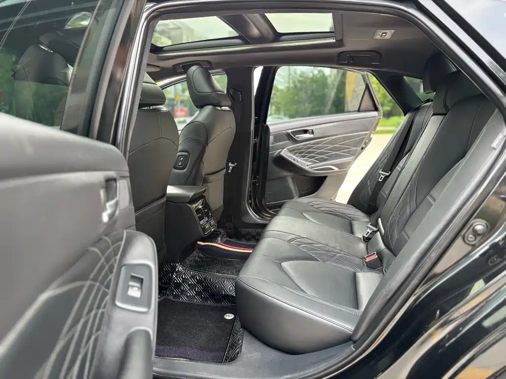 Toyota Avalon 2023 2.5L Touring Luxury