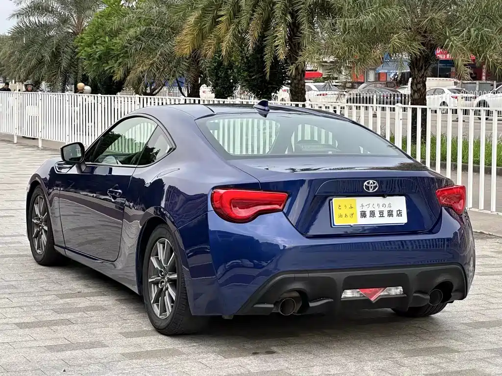 Toyota 86 — миниатюра 7