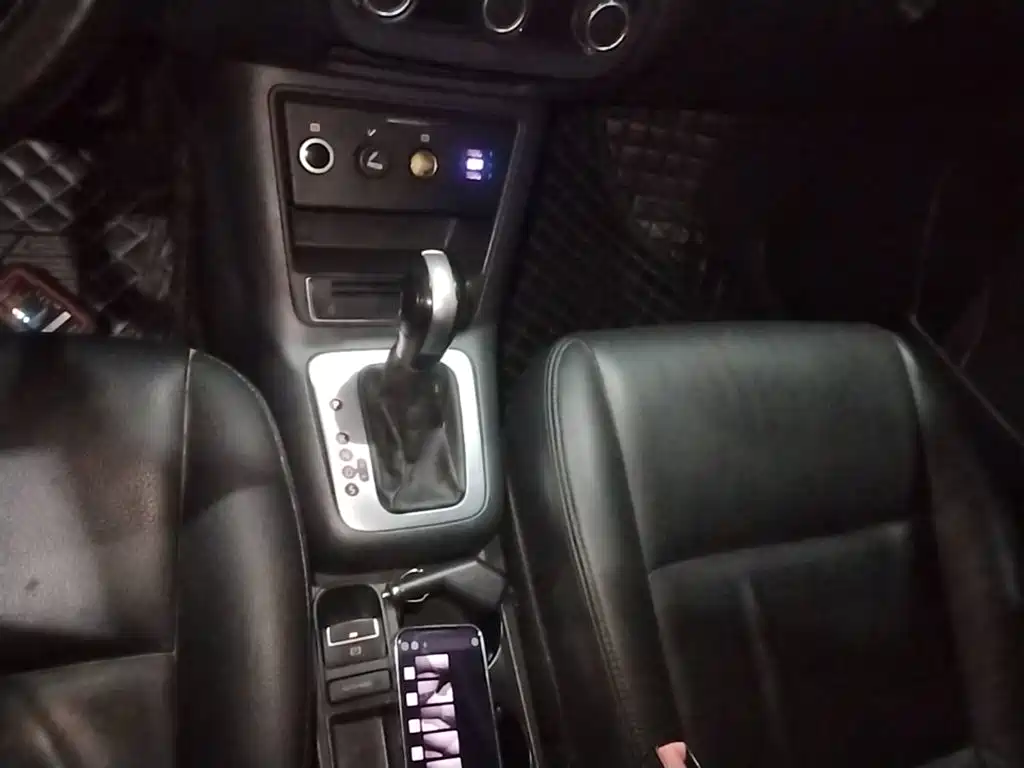 Volkswagen Tiguan — миниатюра 14