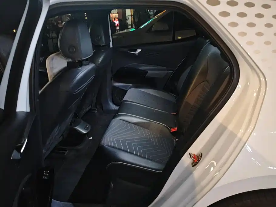 Volkswagen ID.3 — миниатюра 11