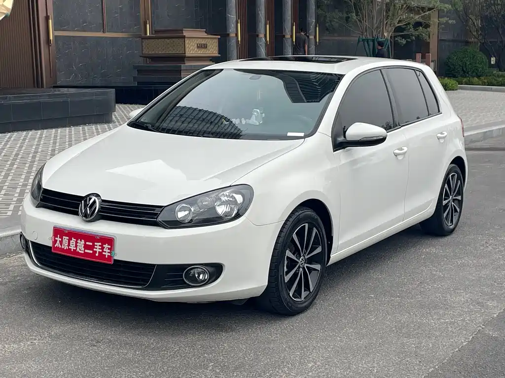 Купить Volkswagen Golf