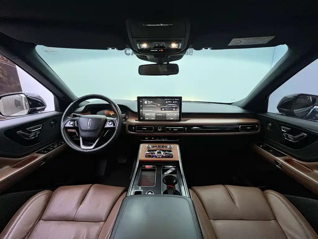 Lincoln Aviator — миниатюра 8