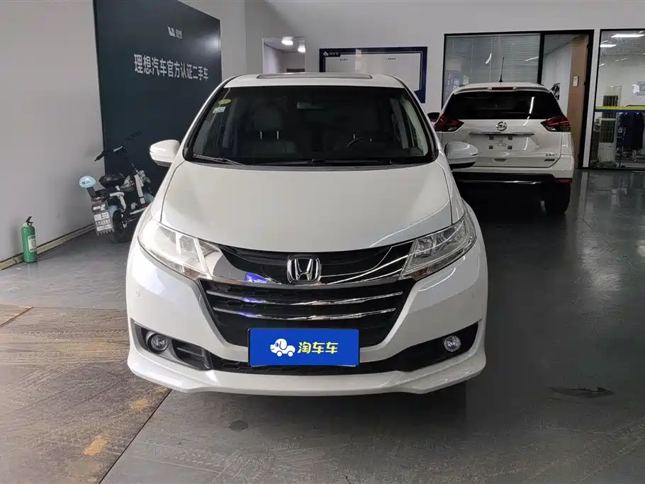 Honda Odyssey 2015 2.4L Luxury