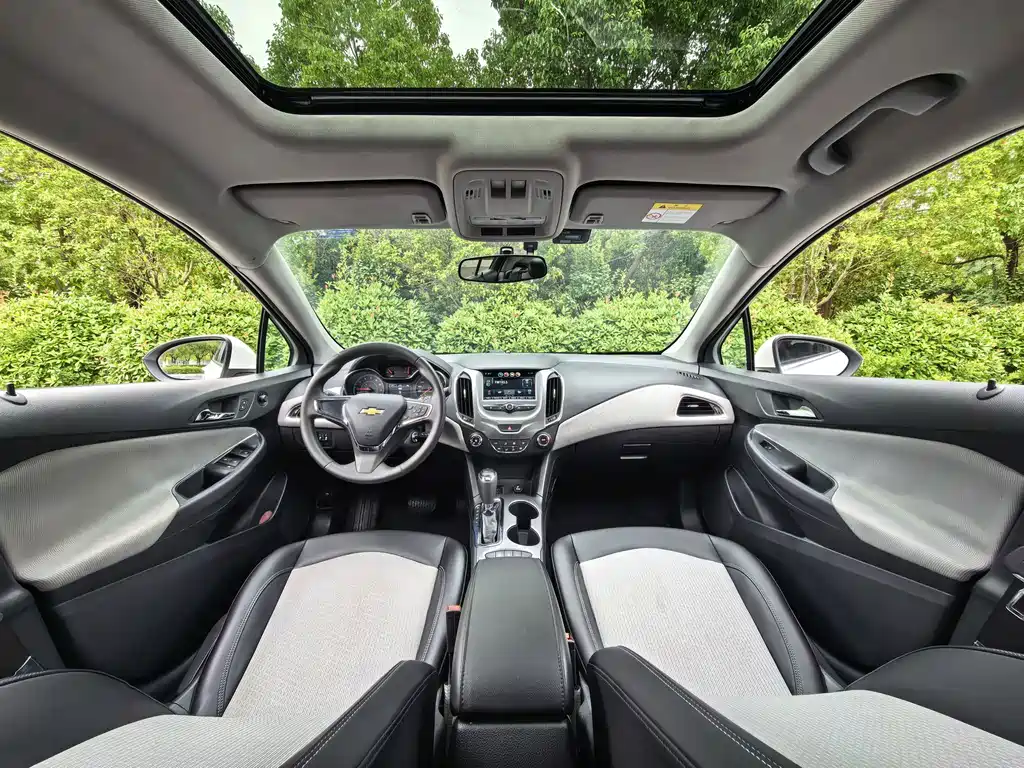 Chevrolet Cruze — миниатюра 13