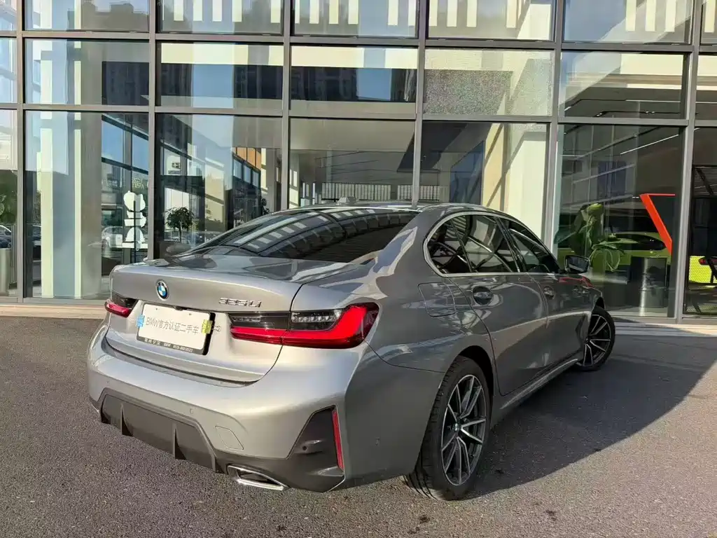 BMW 3 Series — миниатюра 2