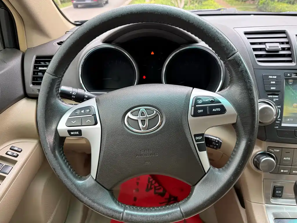 Toyota Highlander — миниатюра 11