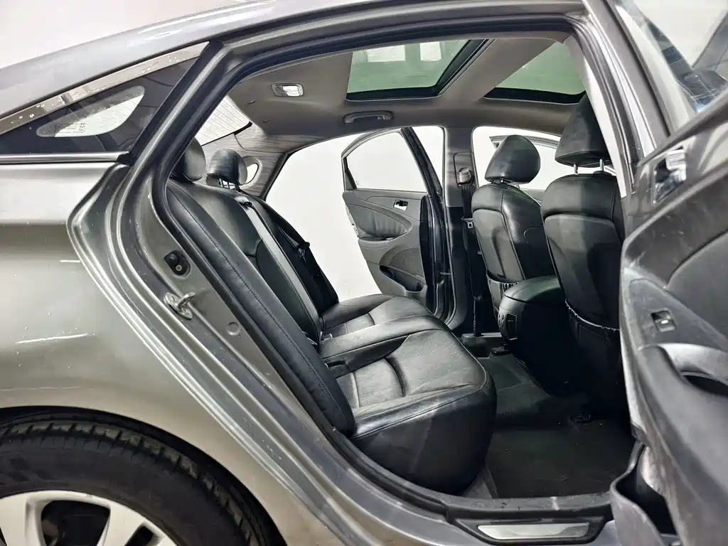 Hyundai Sonata — миниатюра 16