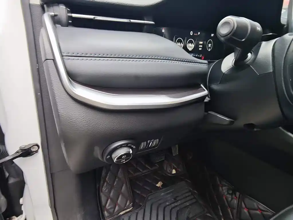 Jeep Compass — миниатюра 10