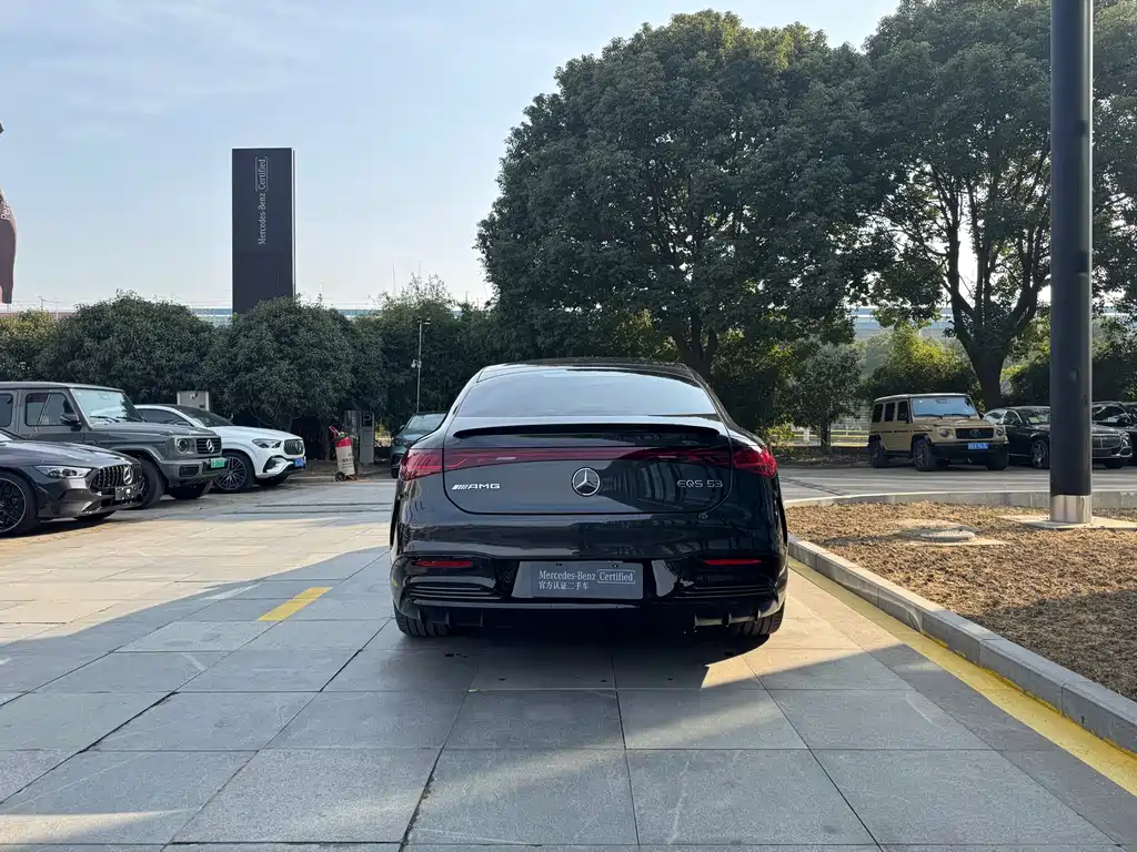 MERCEDES-BENZ EQS AMG