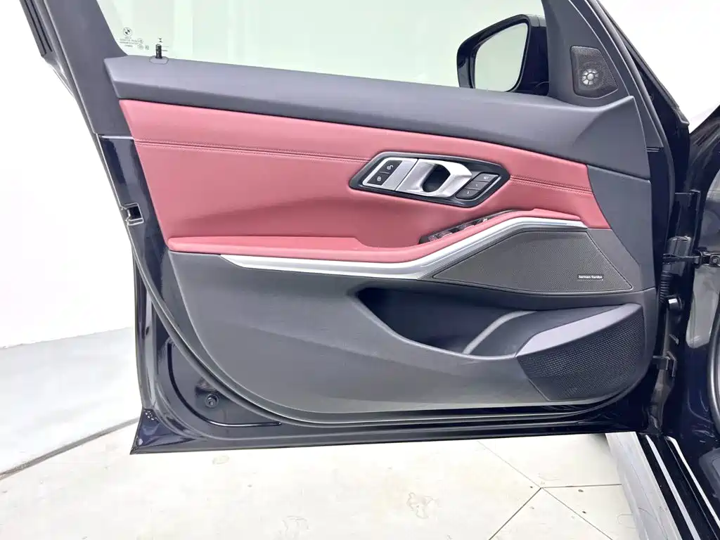 BMW i3 — миниатюра 12