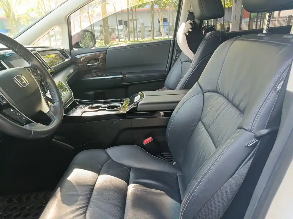 Honda Elysion — миниатюра 11