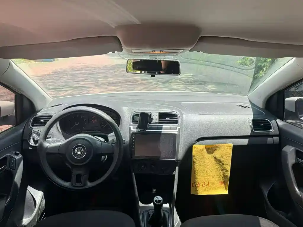 Volkswagen Polo — миниатюра 5