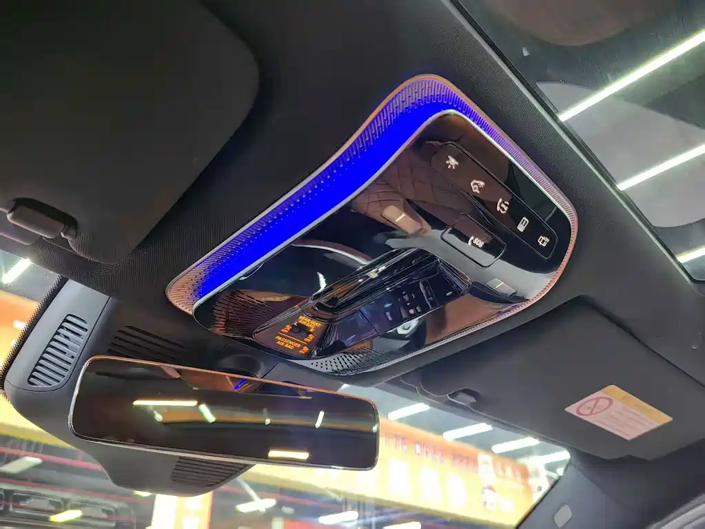 Mercedes-Benz S-Class — миниатюра 10